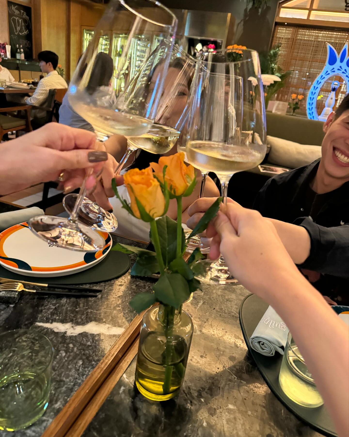 ไอซ์ - พาริส อินทรโกมาลย์สุต