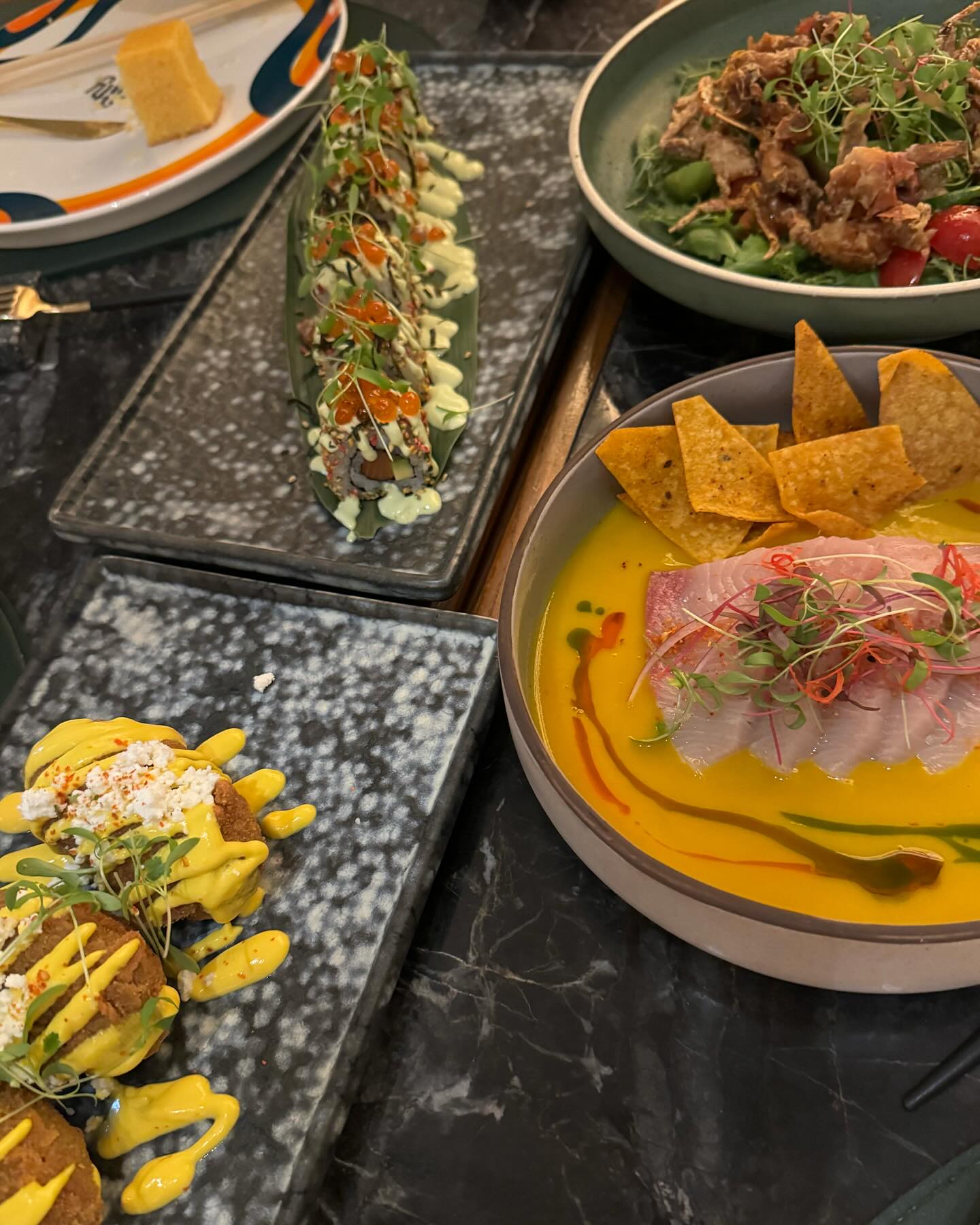 ไอซ์ - พาริส อินทรโกมาลย์สุต