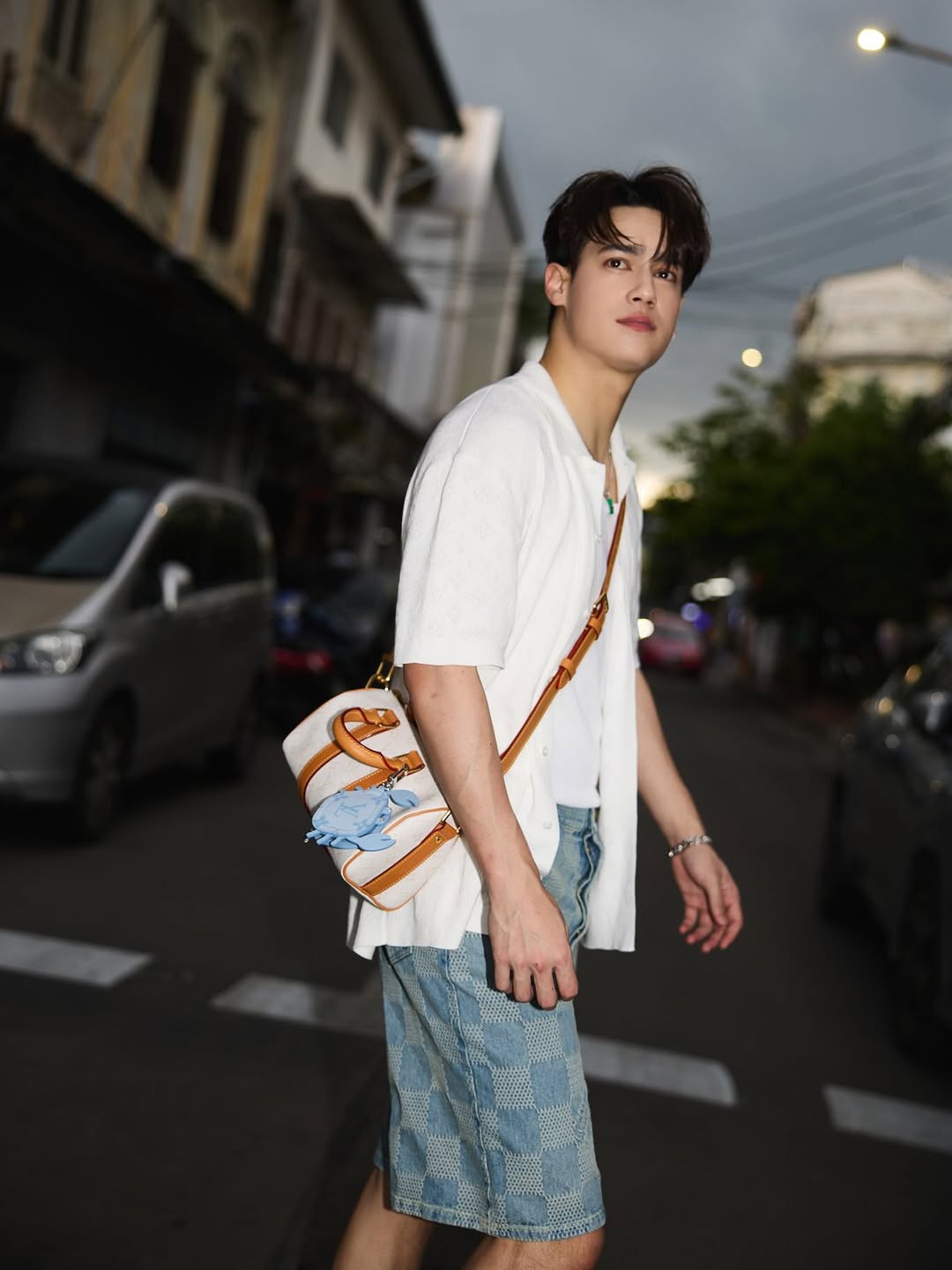 ไอซ์ - พาริส อินทรโกมาลย์สุต