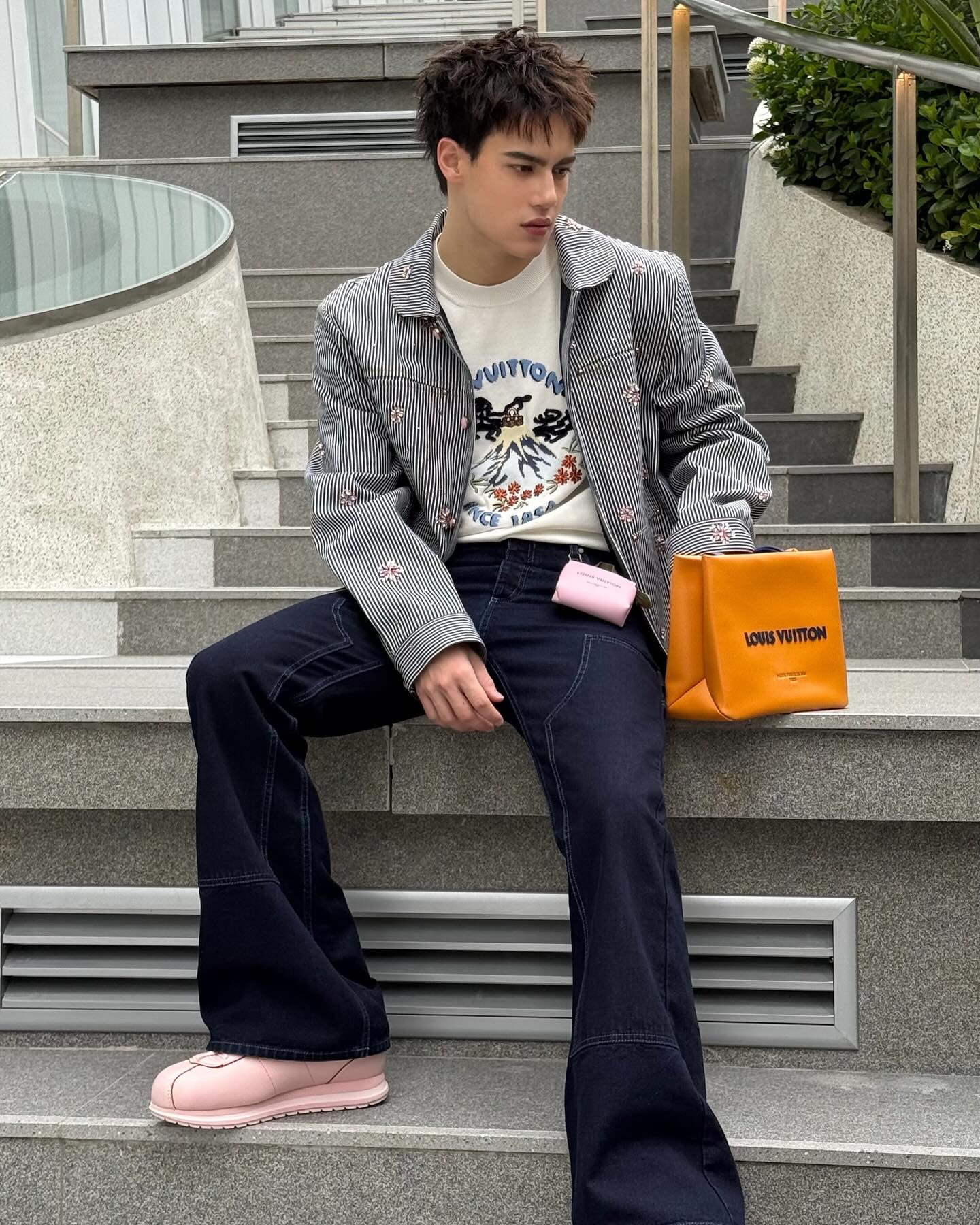 ไอซ์ - พาริส อินทรโกมาลย์สุต