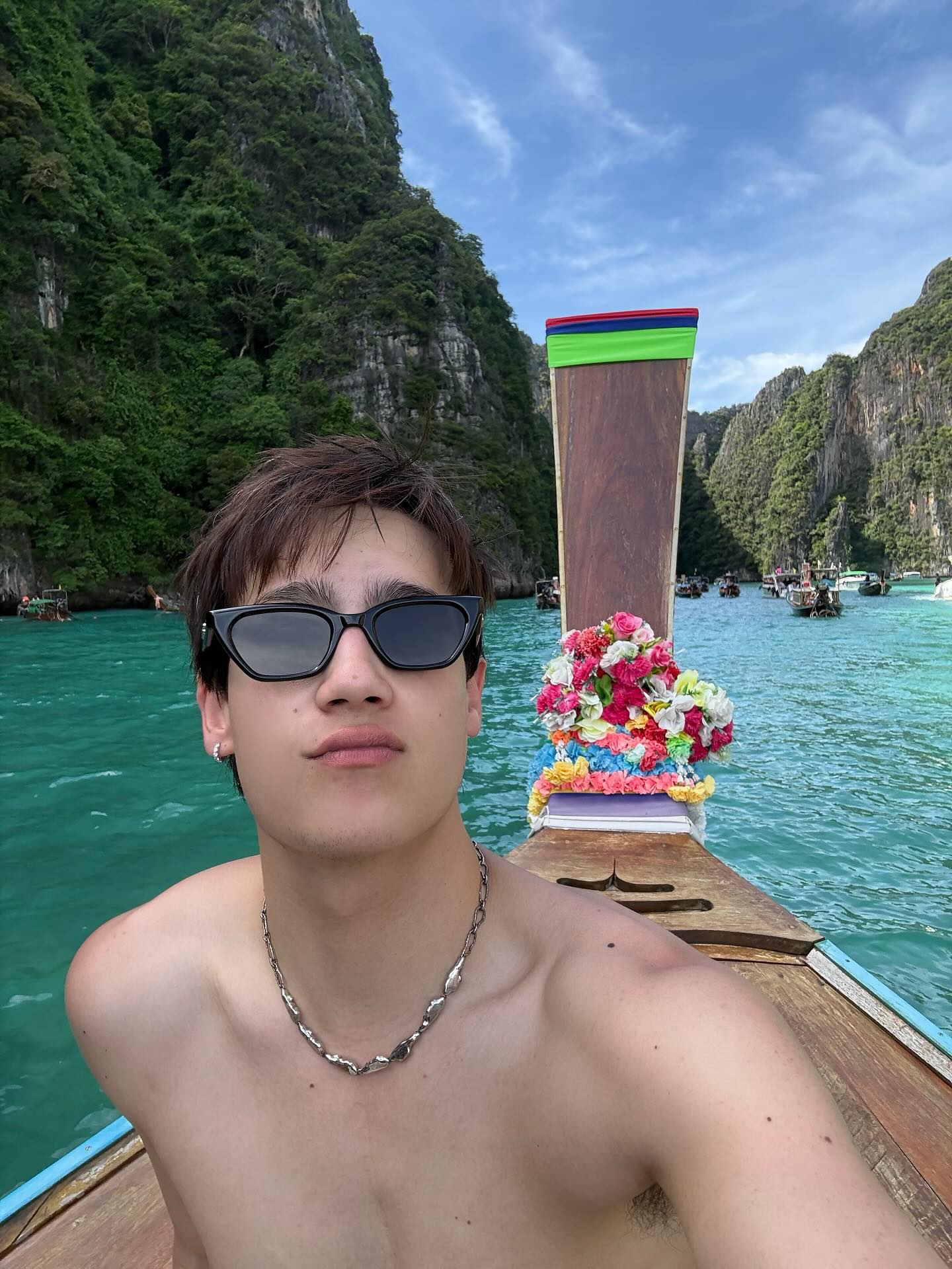 ไอซ์ - พาริส อินทรโกมาลย์สุต