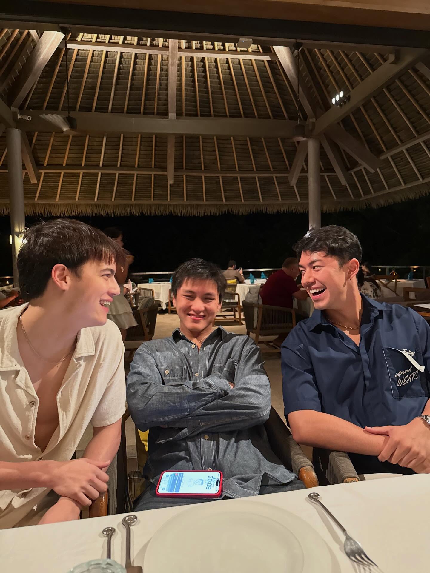 ไอซ์ - พาริส อินทรโกมาลย์สุต
