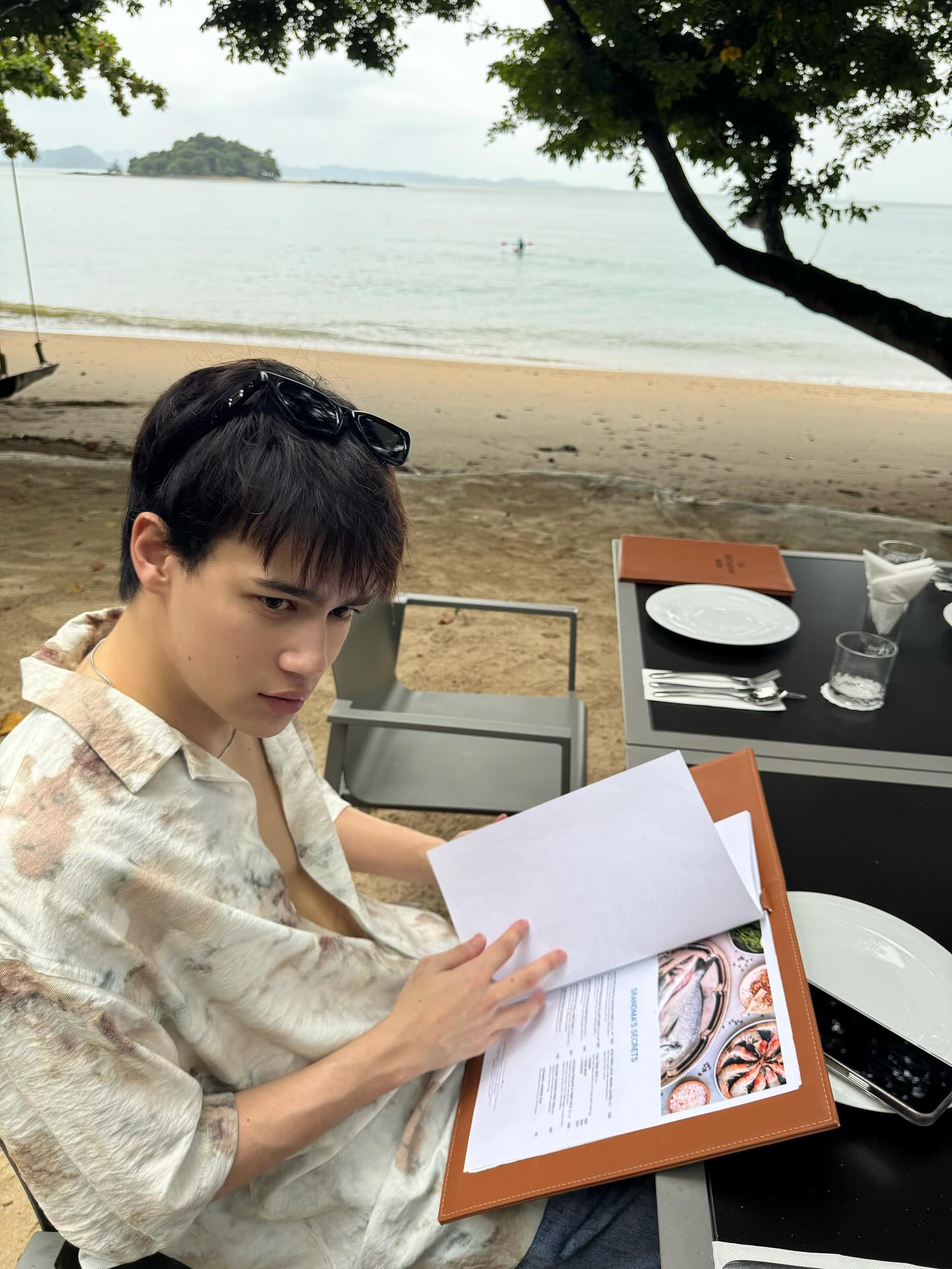 ไอซ์ - พาริส อินทรโกมาลย์สุต