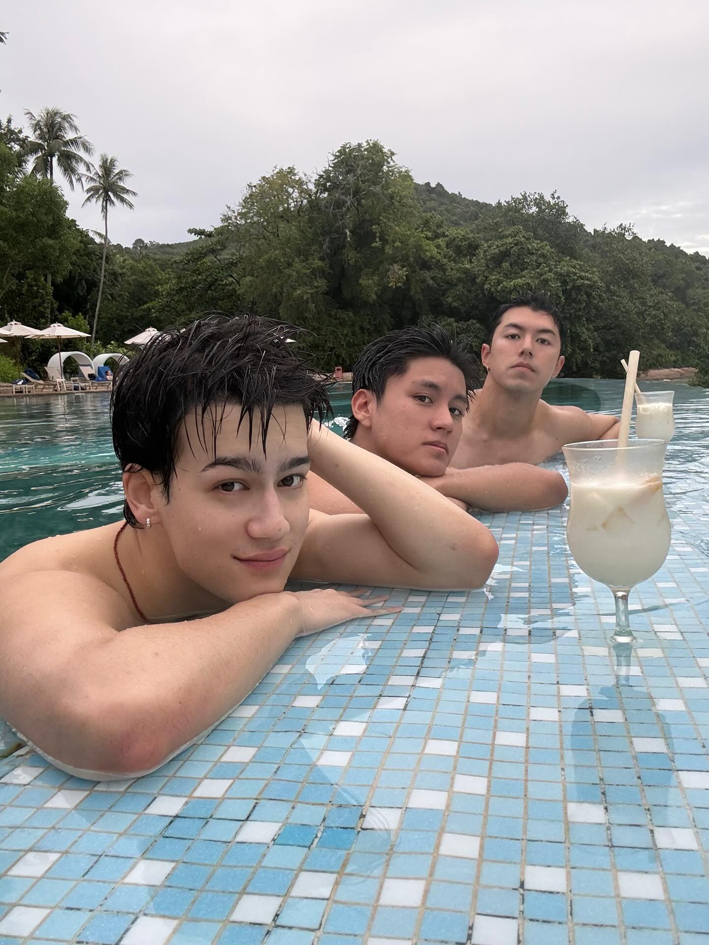 ไอซ์ - พาริส อินทรโกมาลย์สุต