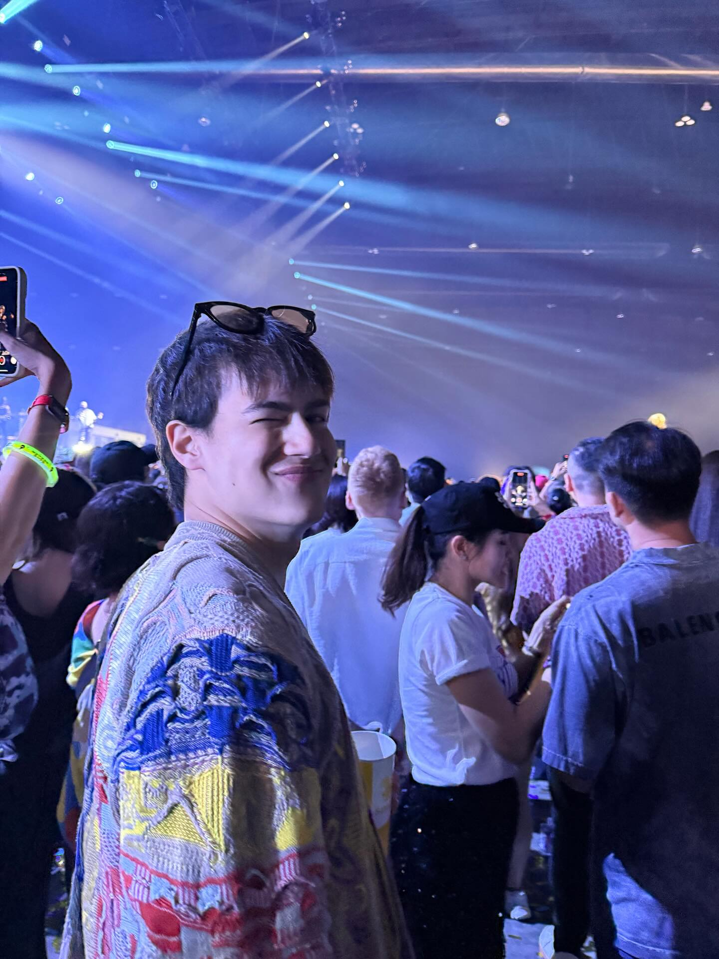 ไอซ์ - พาริส อินทรโกมาลย์สุต