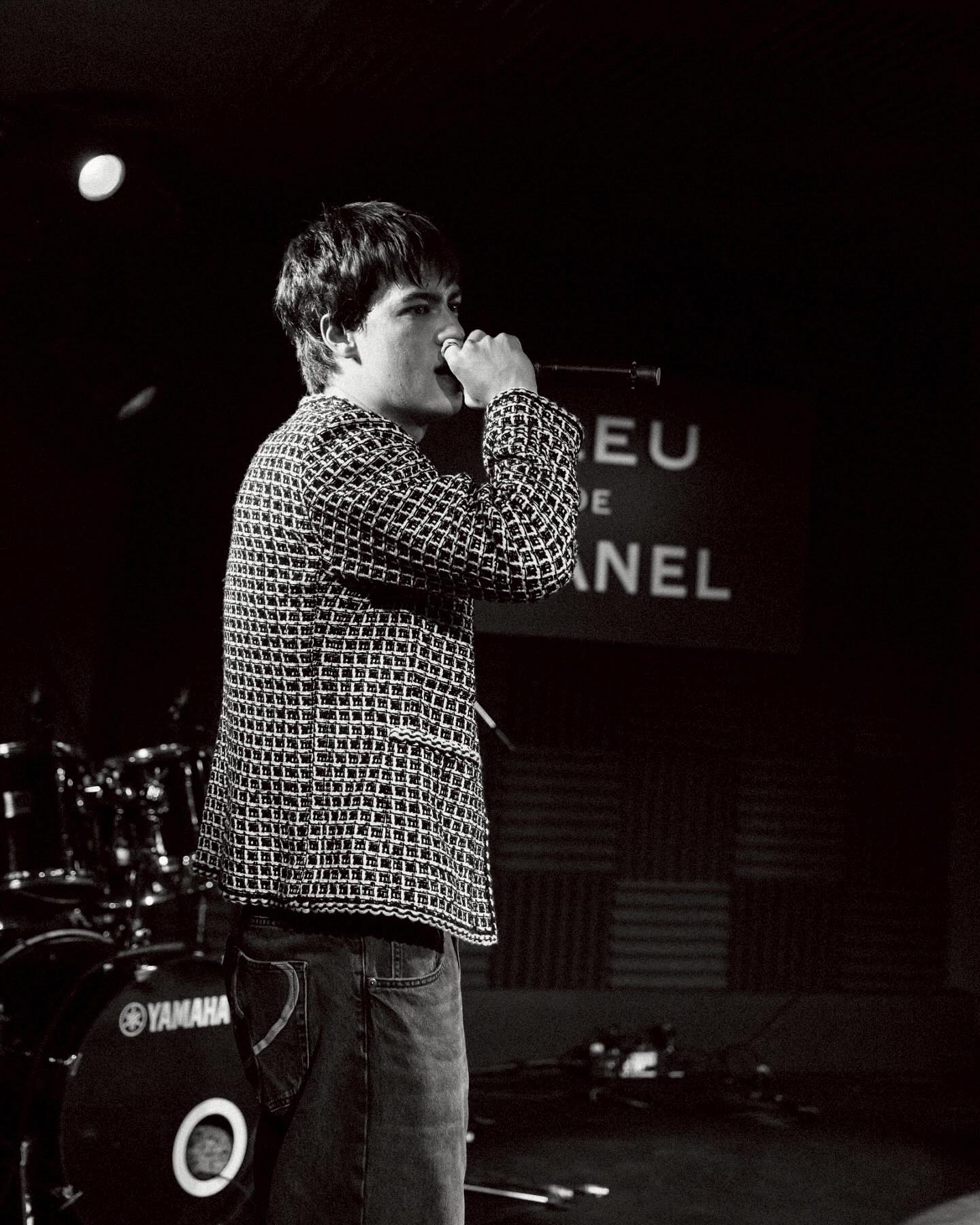 ไอซ์ - พาริส อินทรโกมาลย์สุต