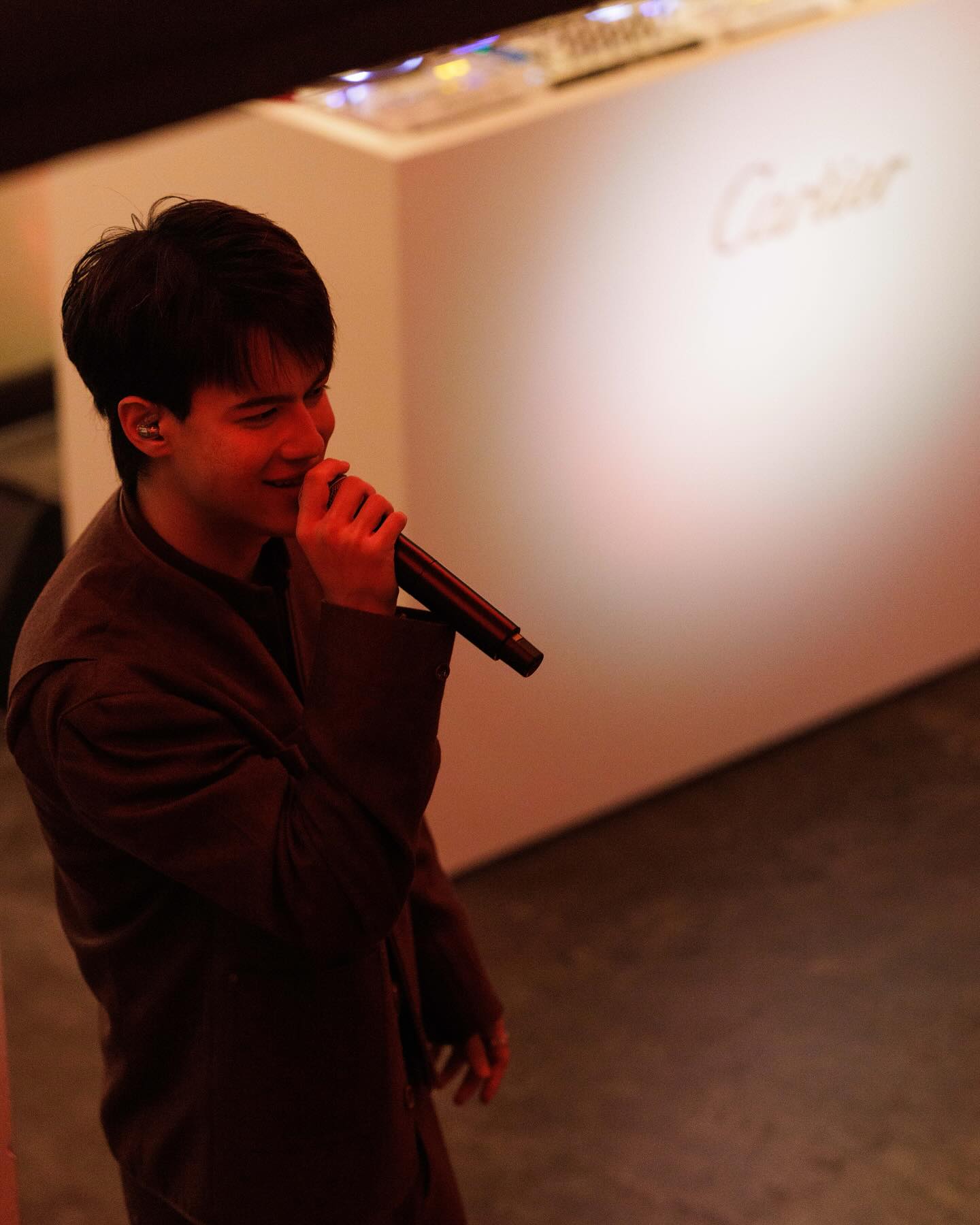 ไอซ์ - พาริส อินทรโกมาลย์สุต