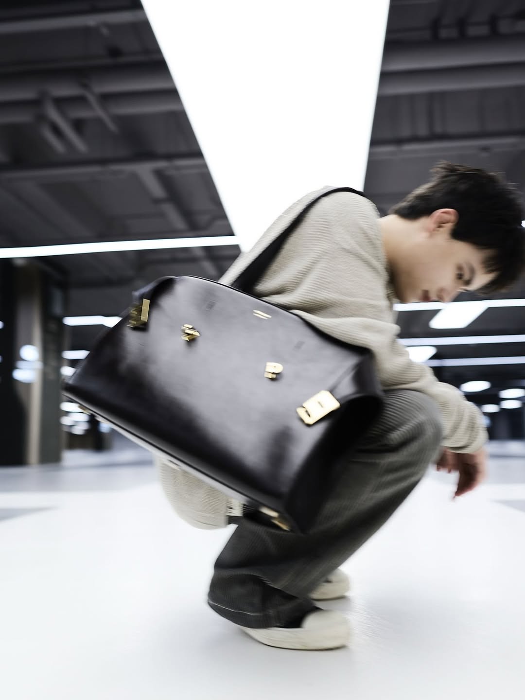 ไอซ์ - พาริส อินทรโกมาลย์สุต