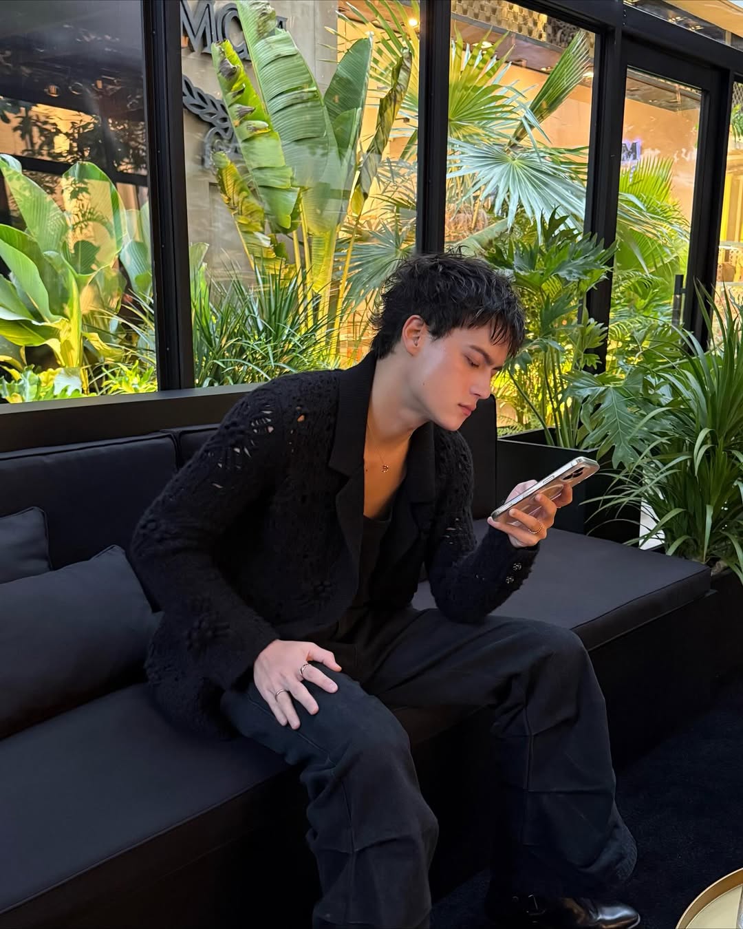 ไอซ์ - พาริส อินทรโกมาลย์สุต