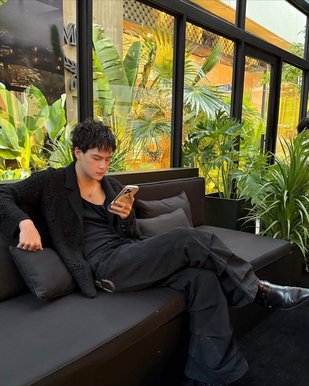 ไอซ์ - พาริส อินทรโกมาลย์สุต