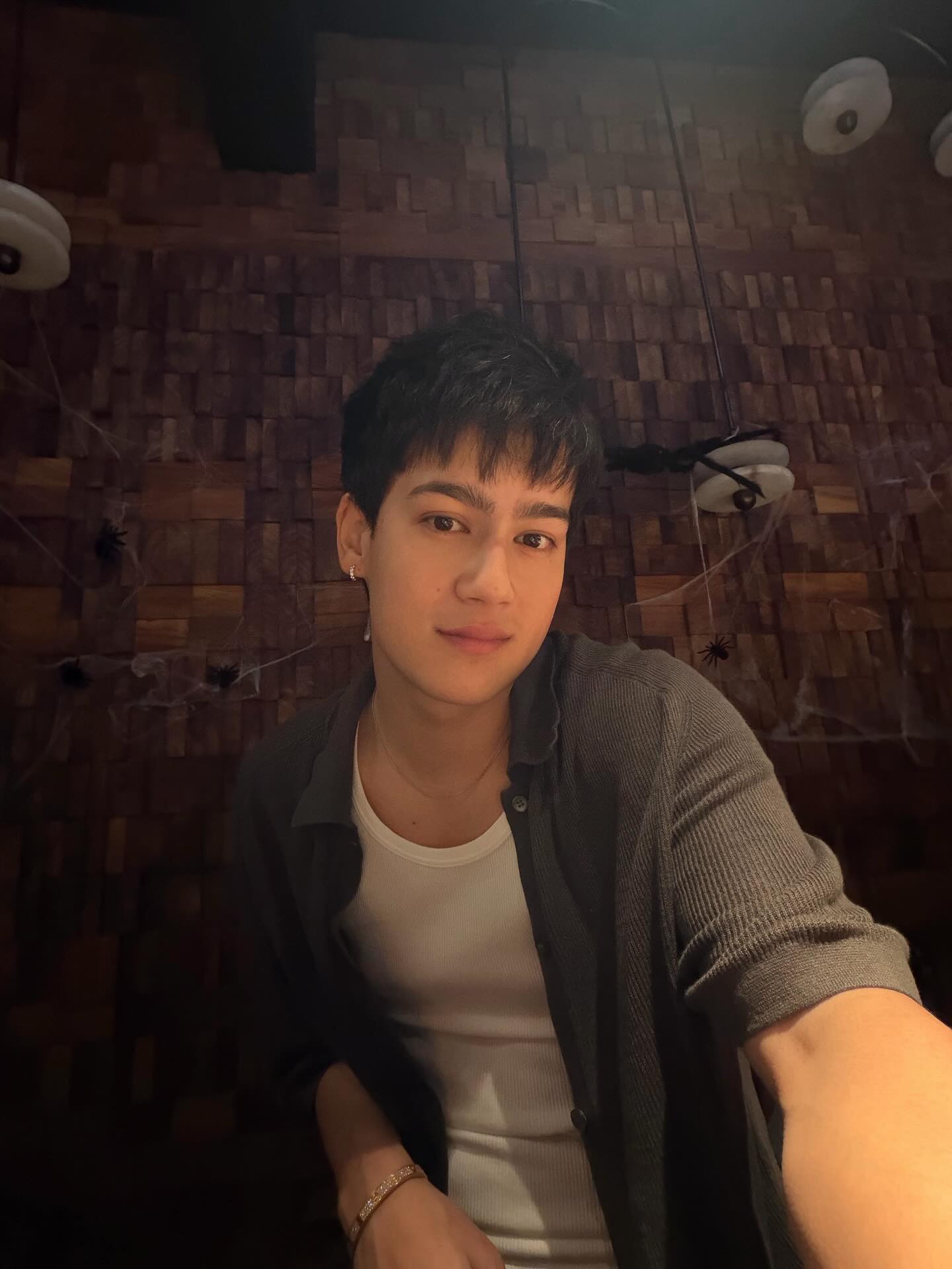 ไอซ์ - พาริส อินทรโกมาลย์สุต