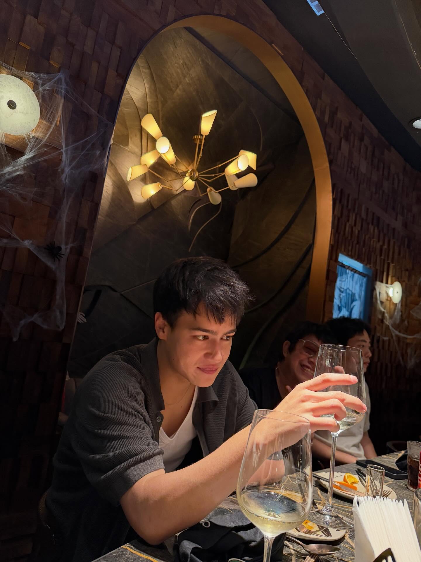 ไอซ์ - พาริส อินทรโกมาลย์สุต