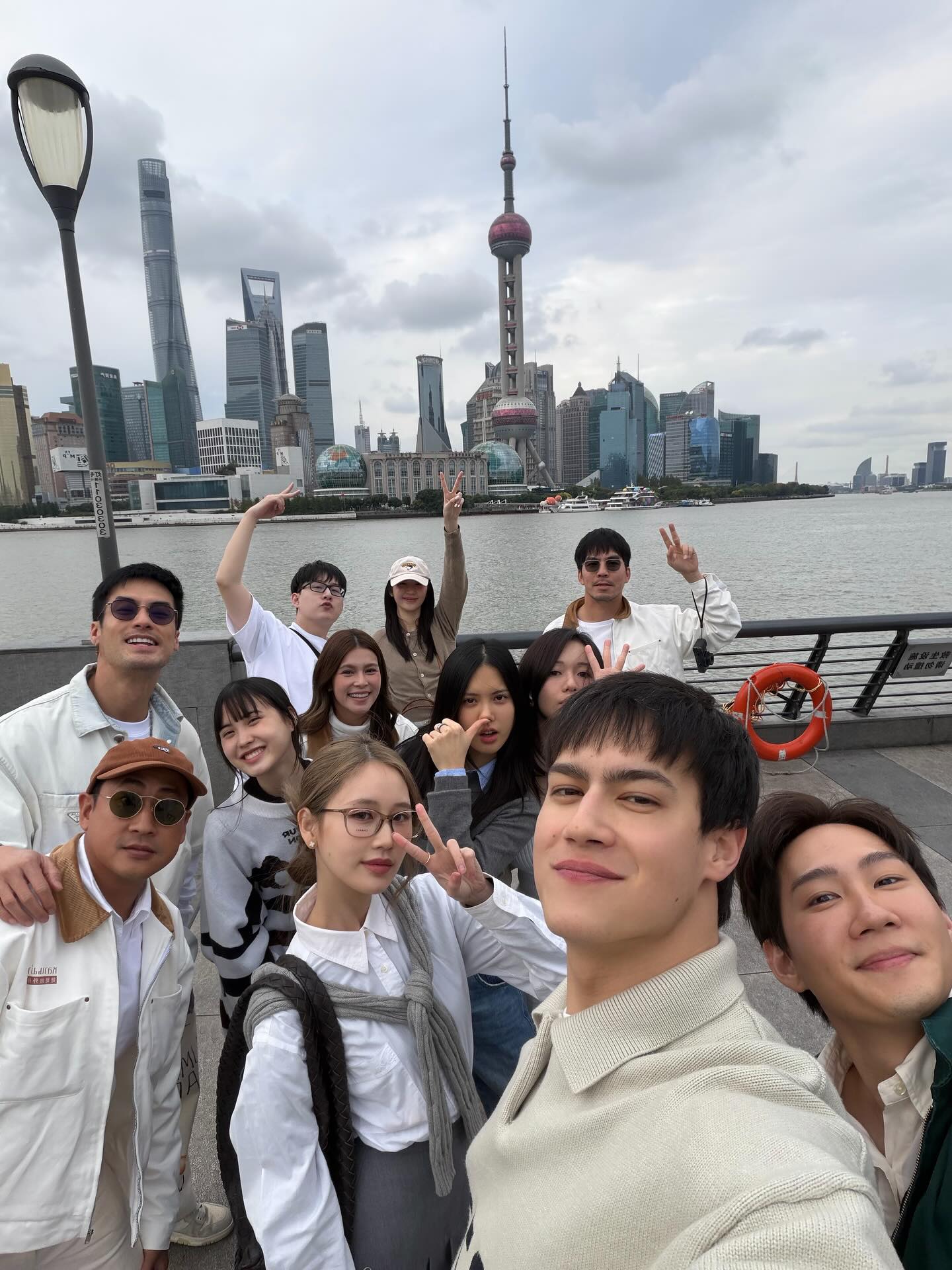 ไอซ์ - พาริส อินทรโกมาลย์สุต