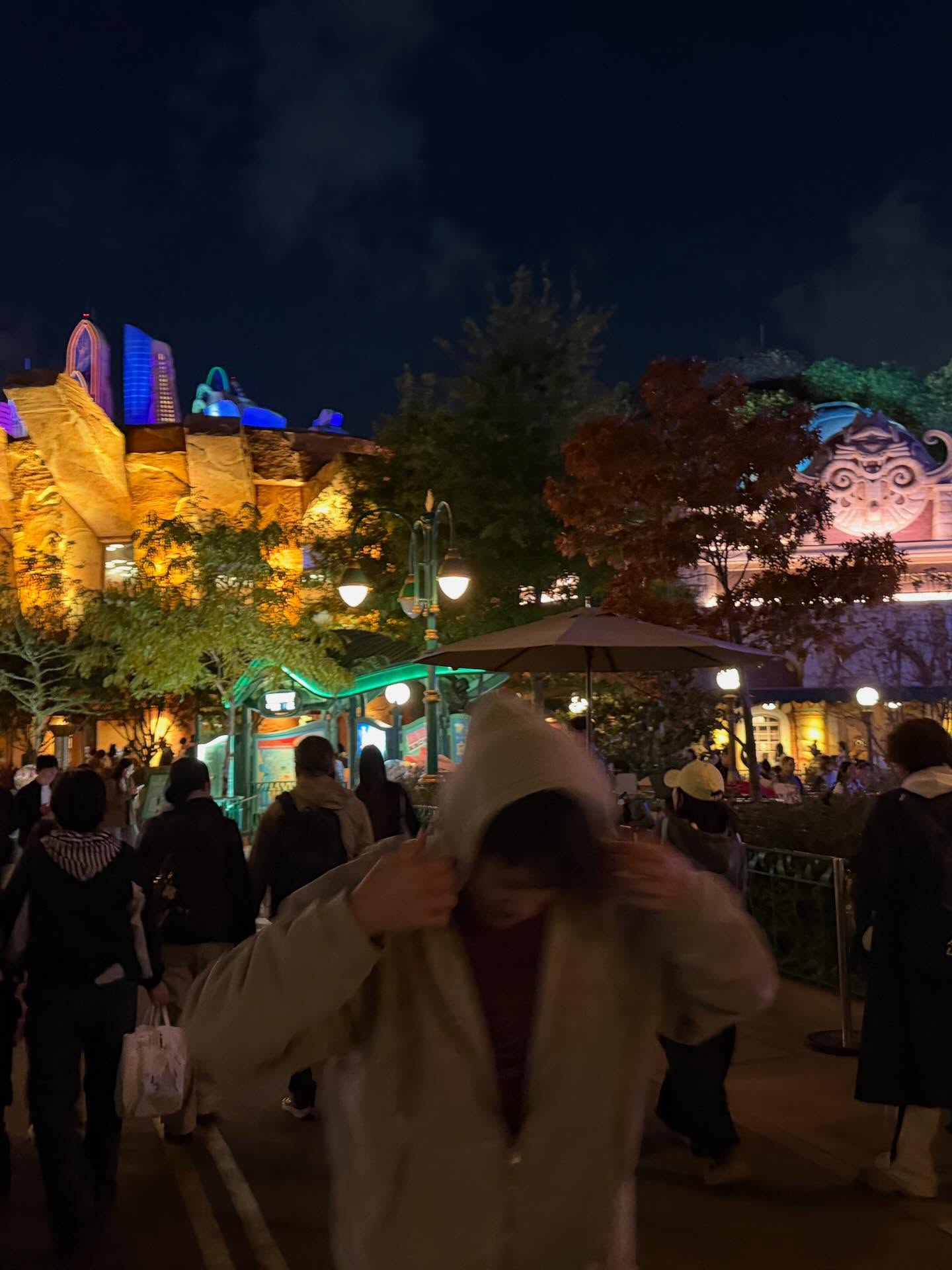 ไอซ์ - พาริส อินทรโกมาลย์สุต