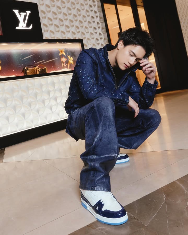 ไอซ์ - พาริส อินทรโกมาลย์สุต