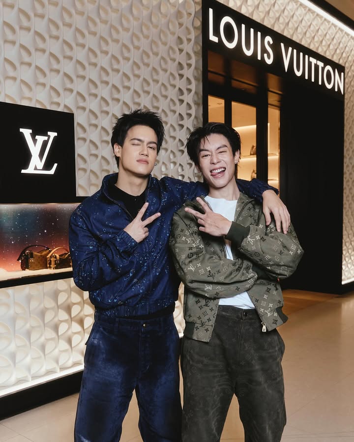 ไอซ์ - พาริส อินทรโกมาลย์สุต