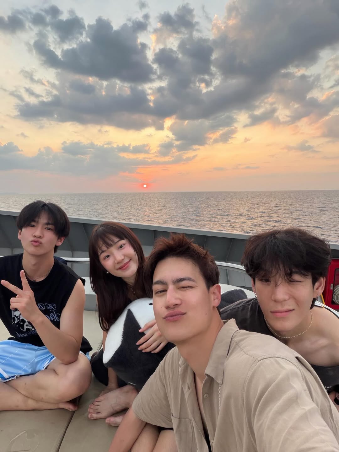 ไอซ์ - พาริส อินทรโกมาลย์สุต