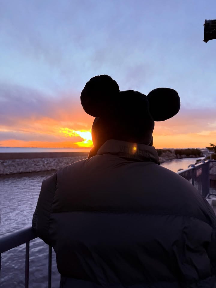 ไอซ์ - พาริส อินทรโกมาลย์สุต