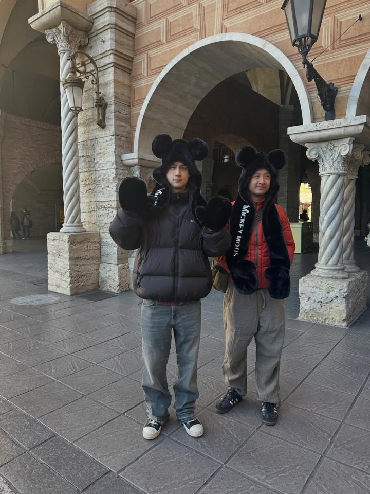 ไอซ์ - พาริส อินทรโกมาลย์สุต