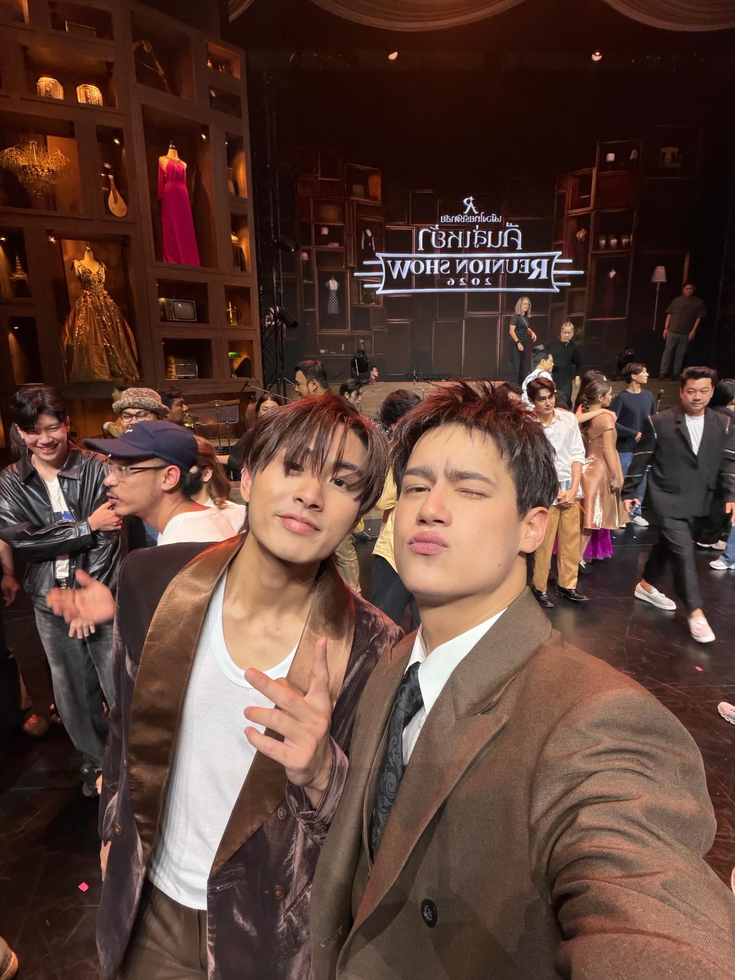 ไอซ์ - พาริส อินทรโกมาลย์สุต