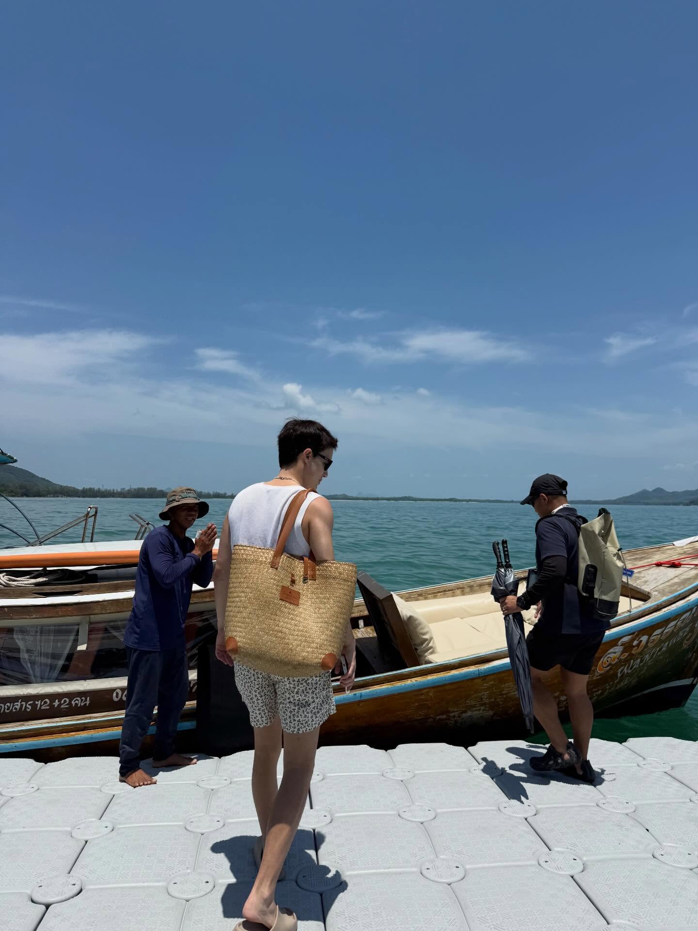 ไอซ์ - พาริส อินทรโกมาลย์สุต