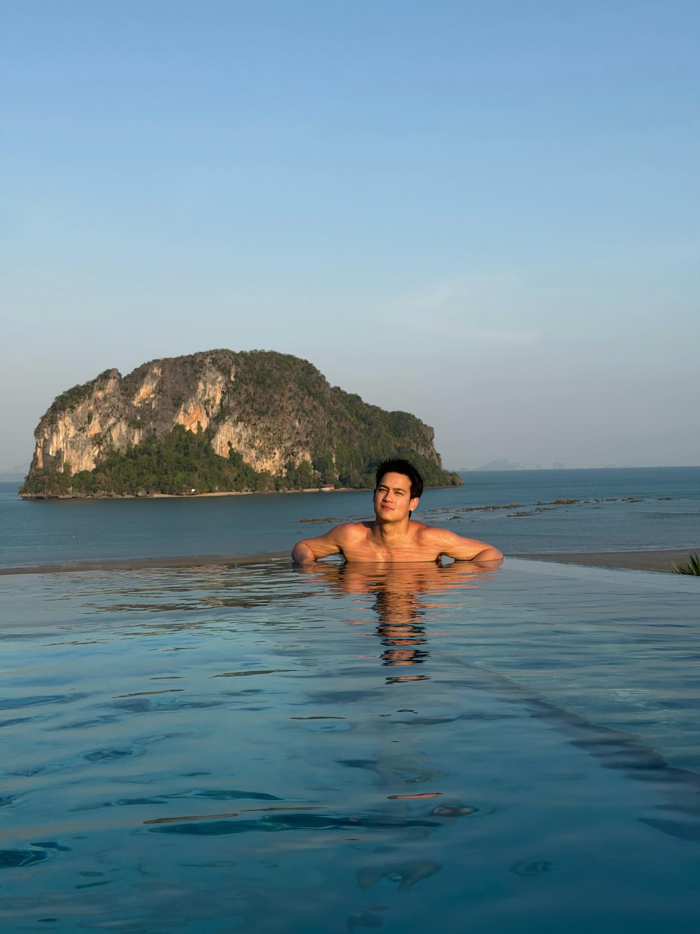 ไอซ์ - พาริส อินทรโกมาลย์สุต