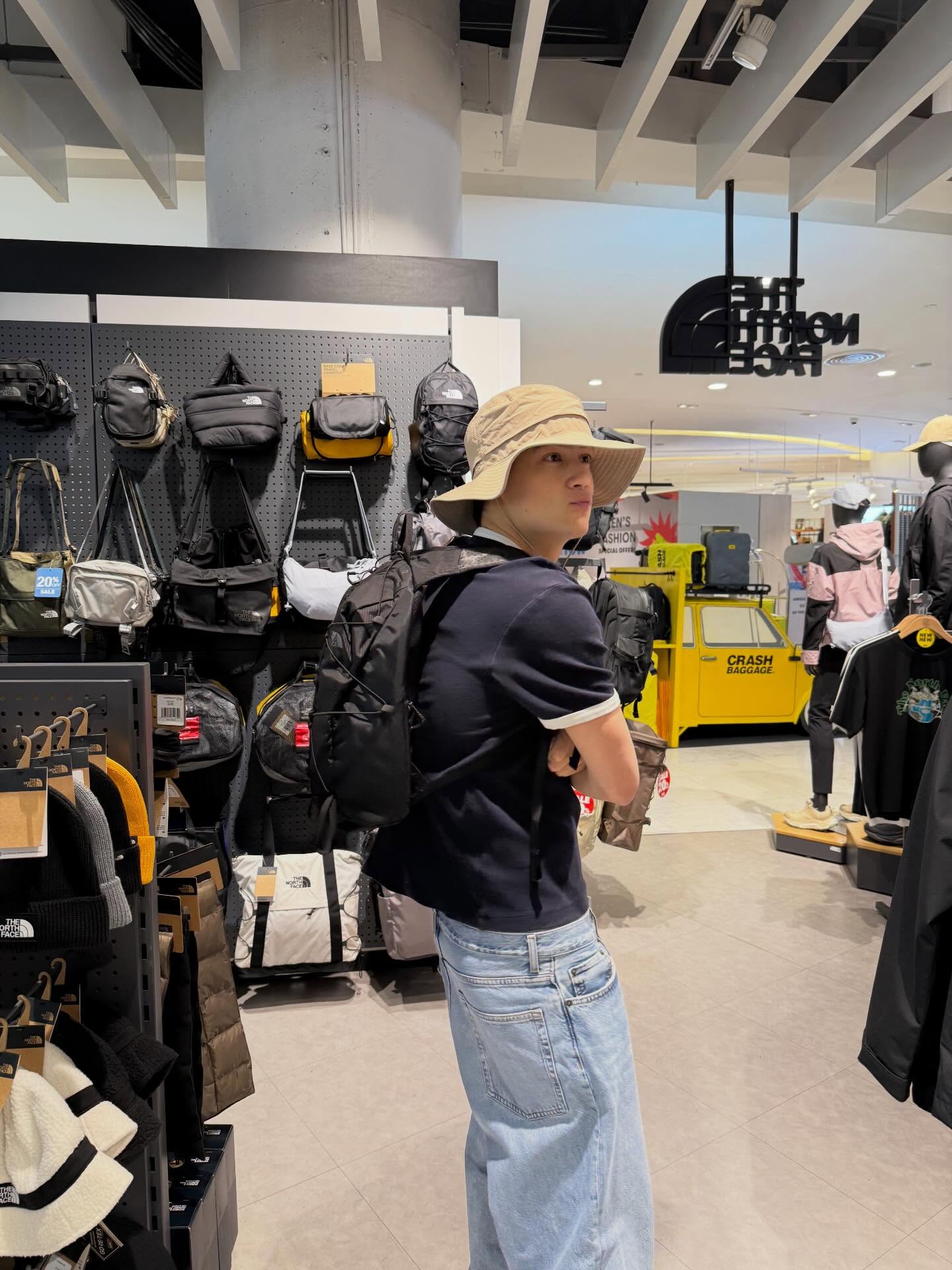 ไอซ์ - พาริส อินทรโกมาลย์สุต