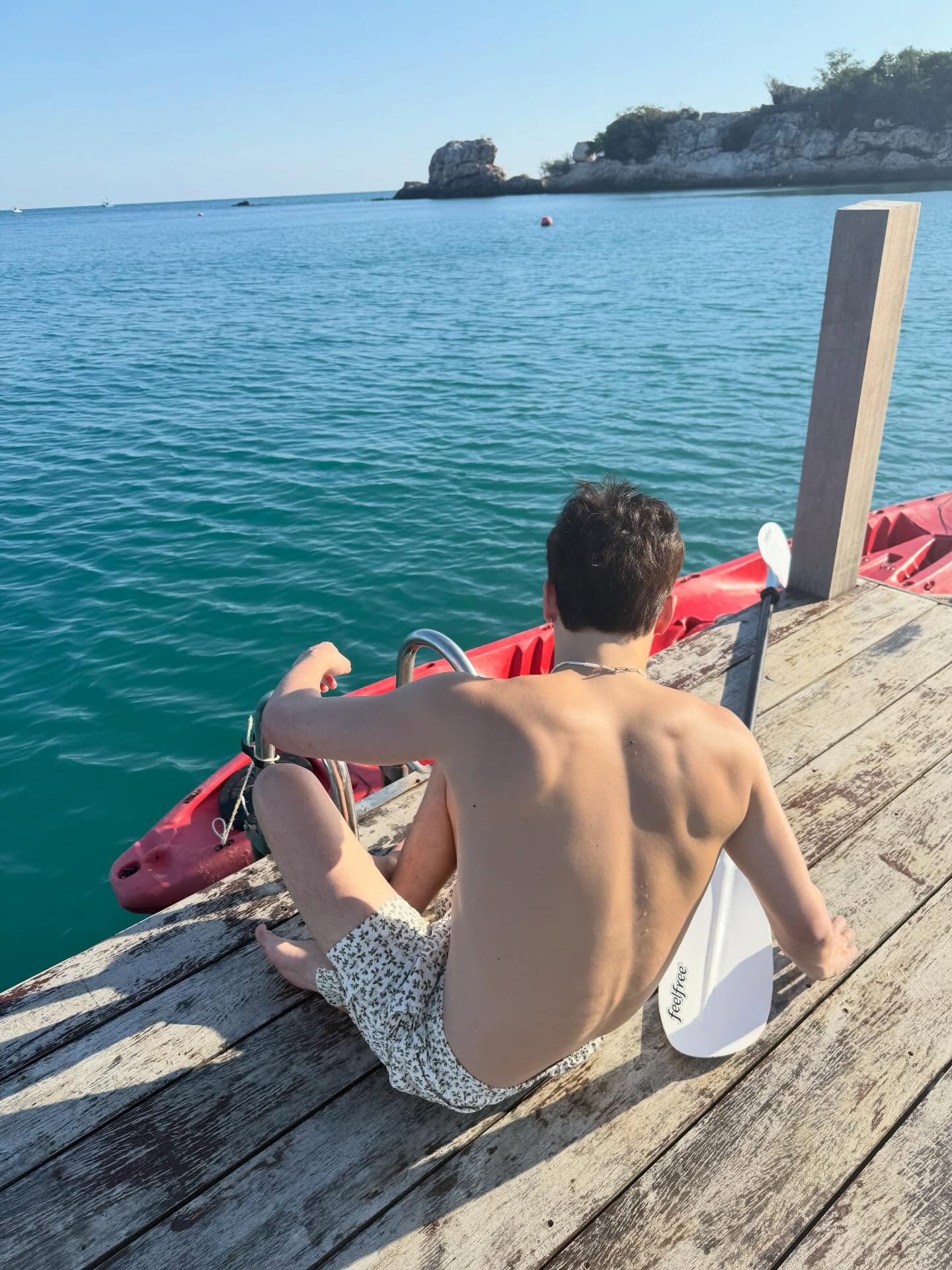 ไอซ์ - พาริส อินทรโกมาลย์สุต