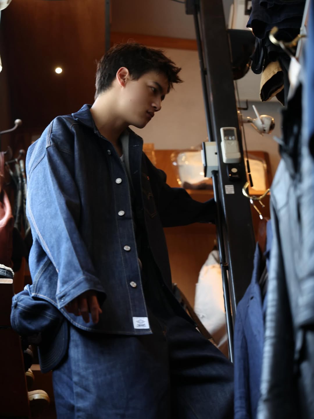 ไอซ์ - พาริส อินทรโกมาลย์สุต