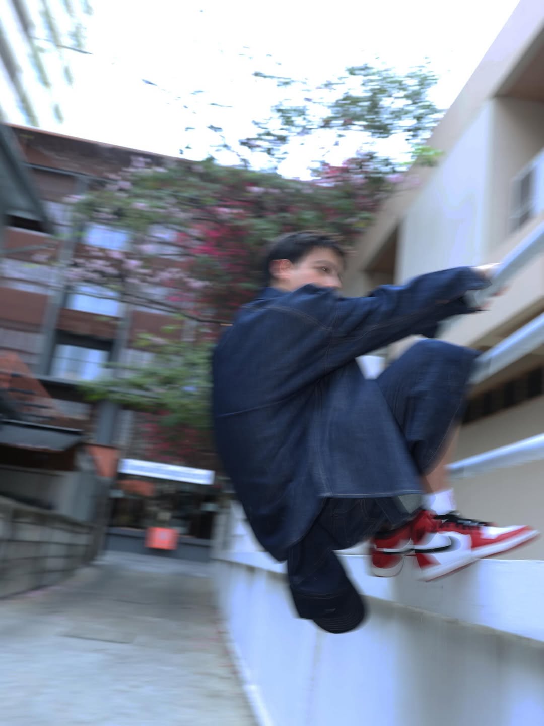 ไอซ์ - พาริส อินทรโกมาลย์สุต