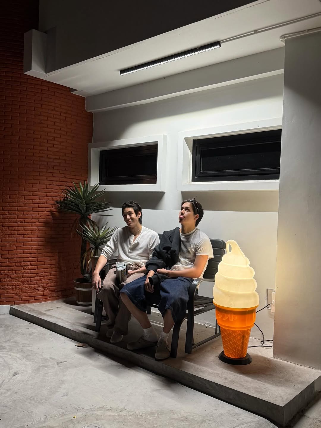 ไอซ์ - พาริส อินทรโกมาลย์สุต