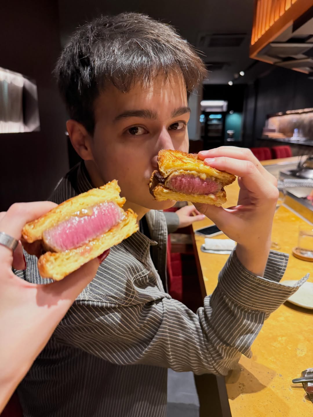 ไอซ์ - พาริส อินทรโกมาลย์สุต