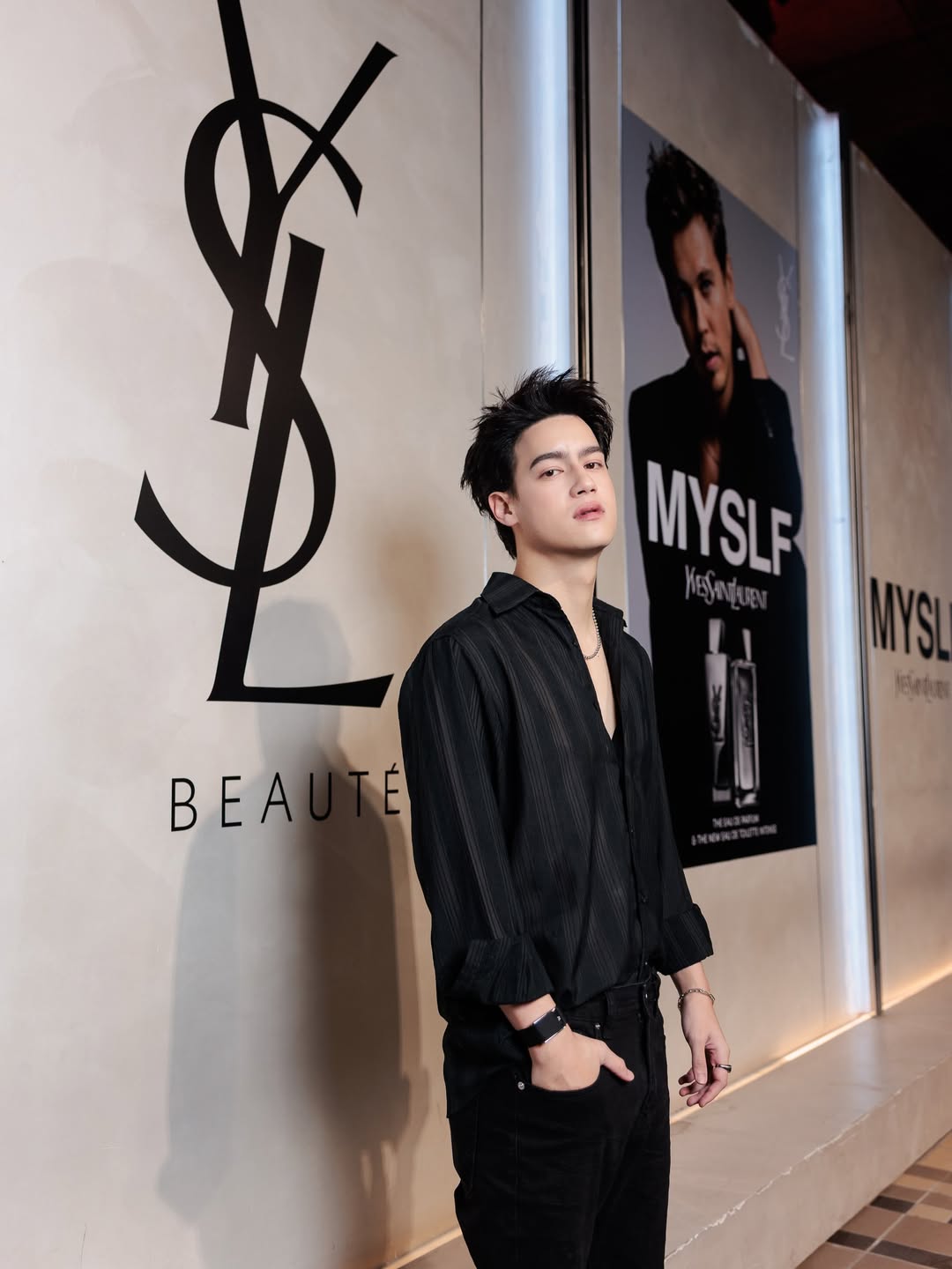 ไอซ์ - พาริส อินทรโกมาลย์สุต