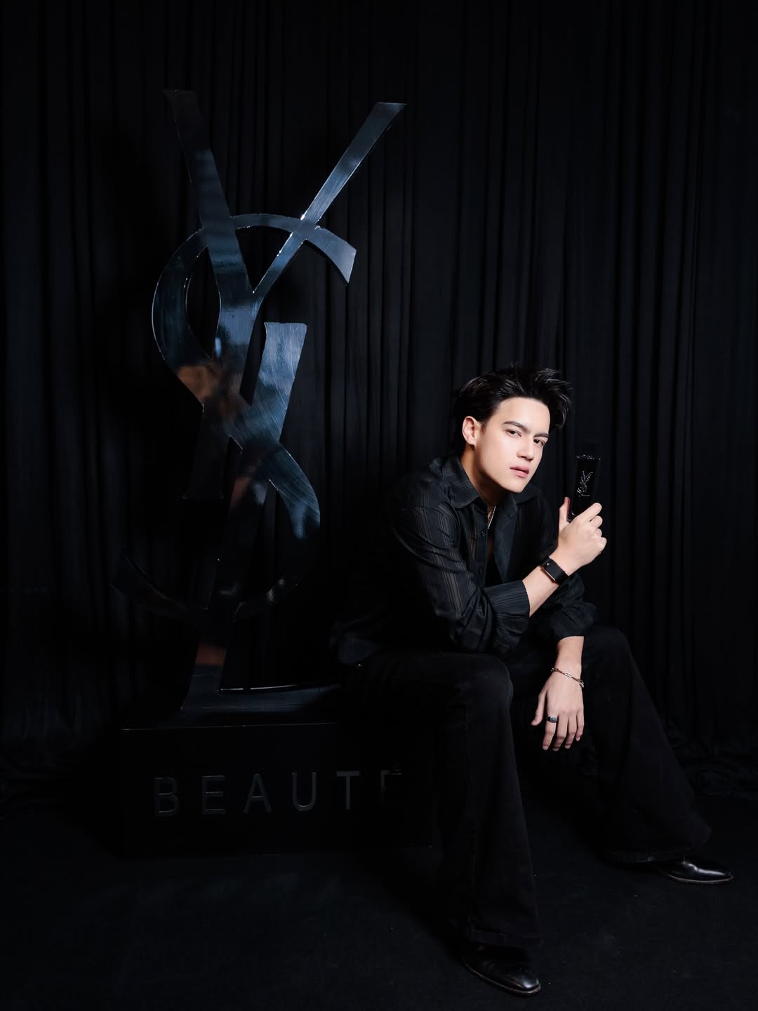 ไอซ์ - พาริส อินทรโกมาลย์สุต