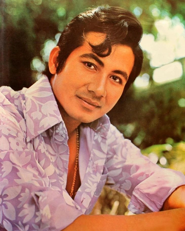 เป้ - อารักษ์ อมรศุภศิริ