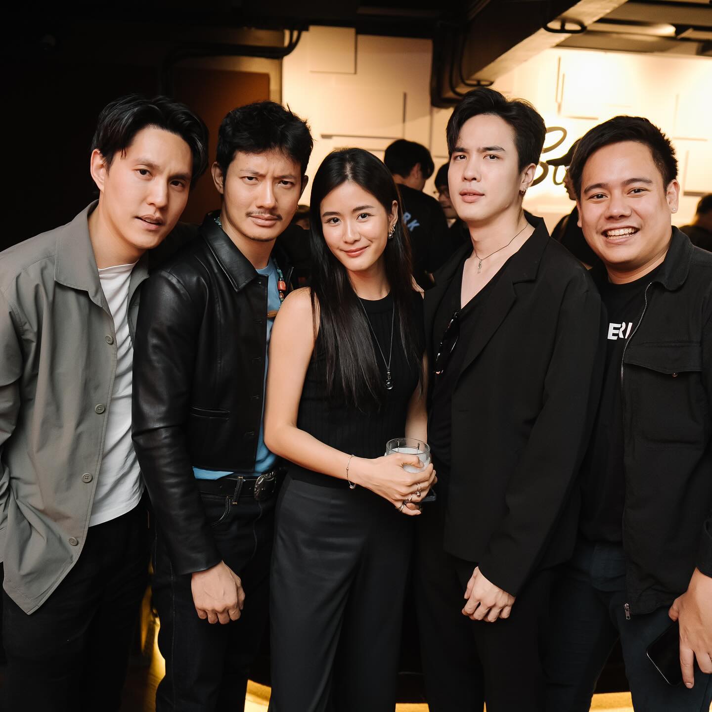 เป้ - อารักษ์ อมรศุภศิริ