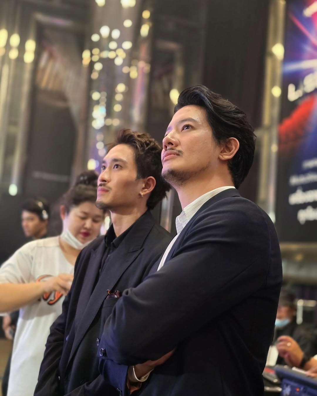 เป้ - อารักษ์ อมรศุภศิริ