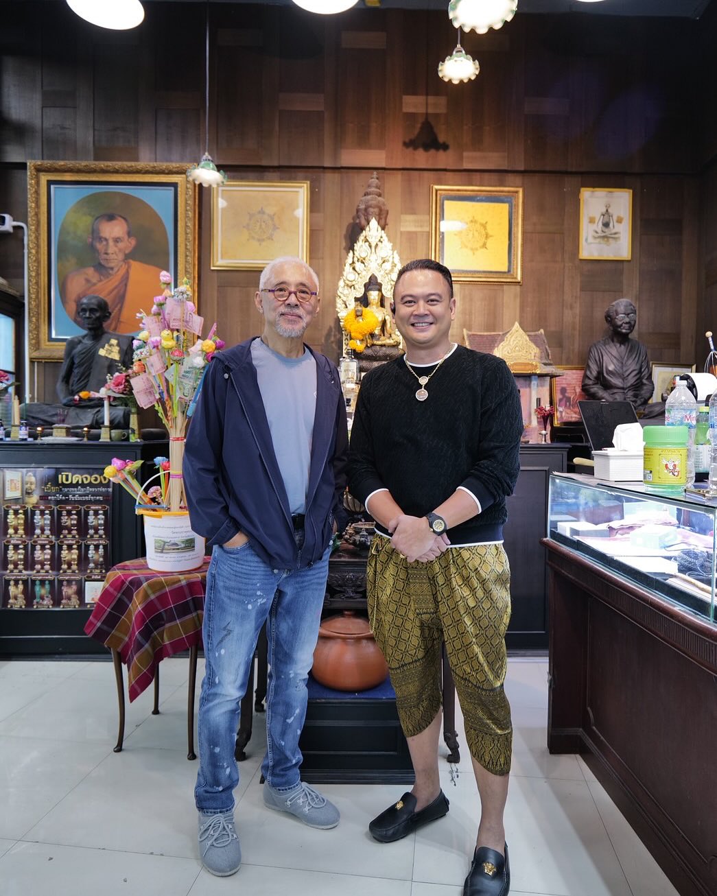 เป้ - อารักษ์ อมรศุภศิริ