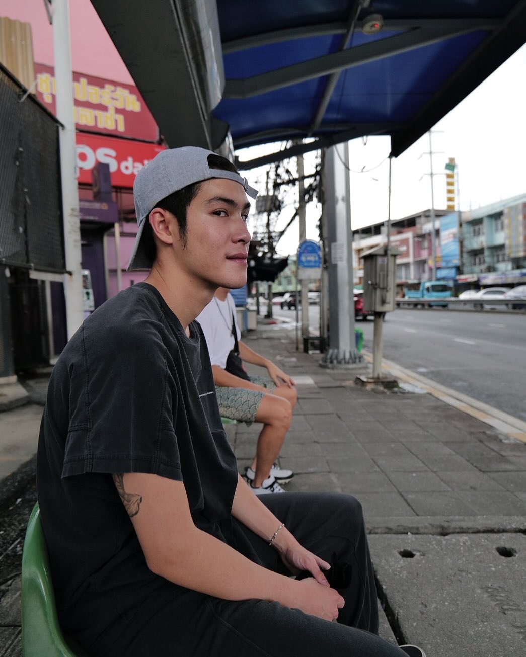 เป้ - อารักษ์ อมรศุภศิริ