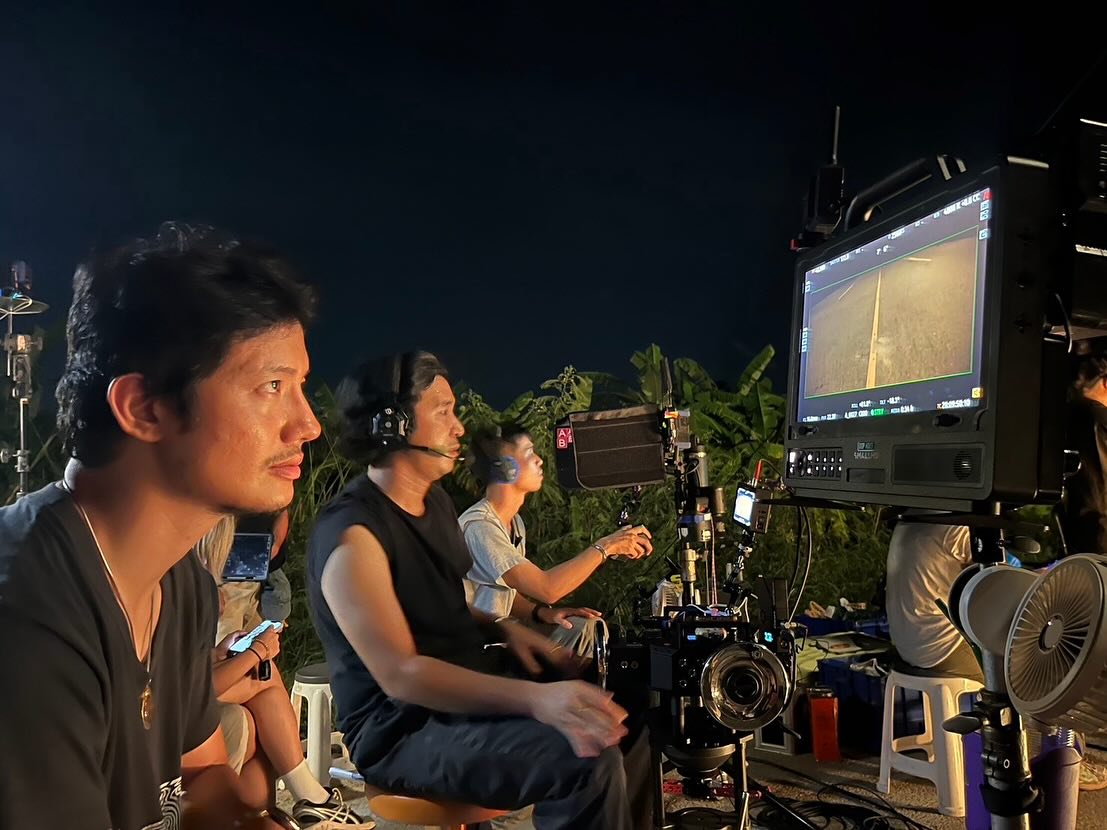 เป้ - อารักษ์ อมรศุภศิริ
