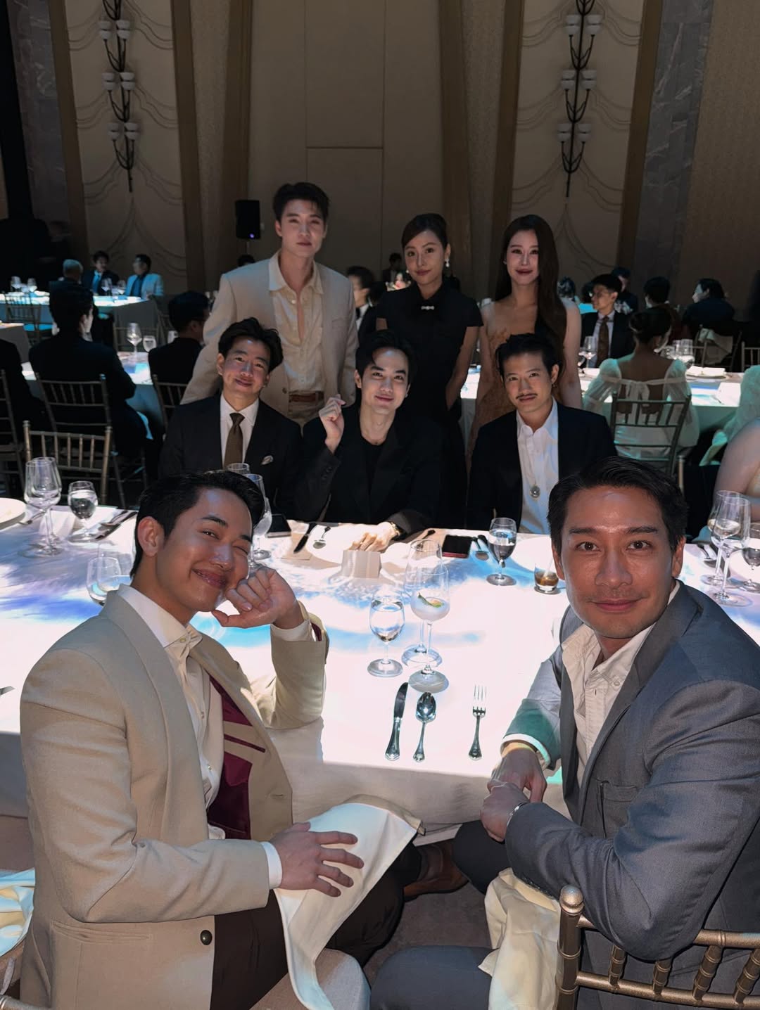 เป้ - อารักษ์ อมรศุภศิริ