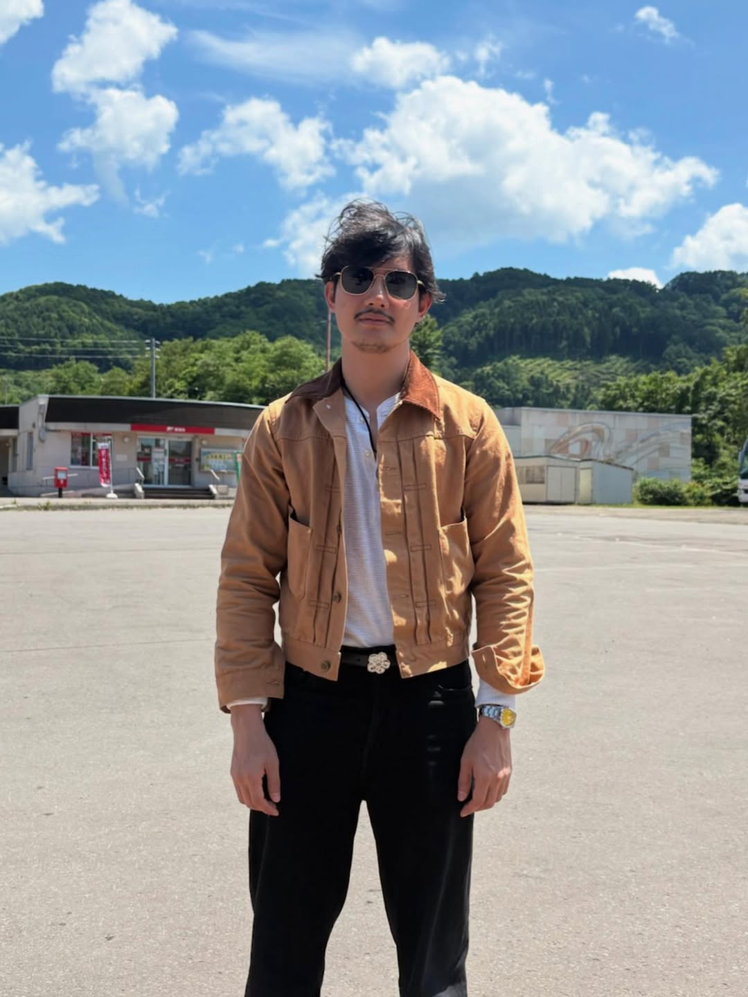เป้ - อารักษ์ อมรศุภศิริ