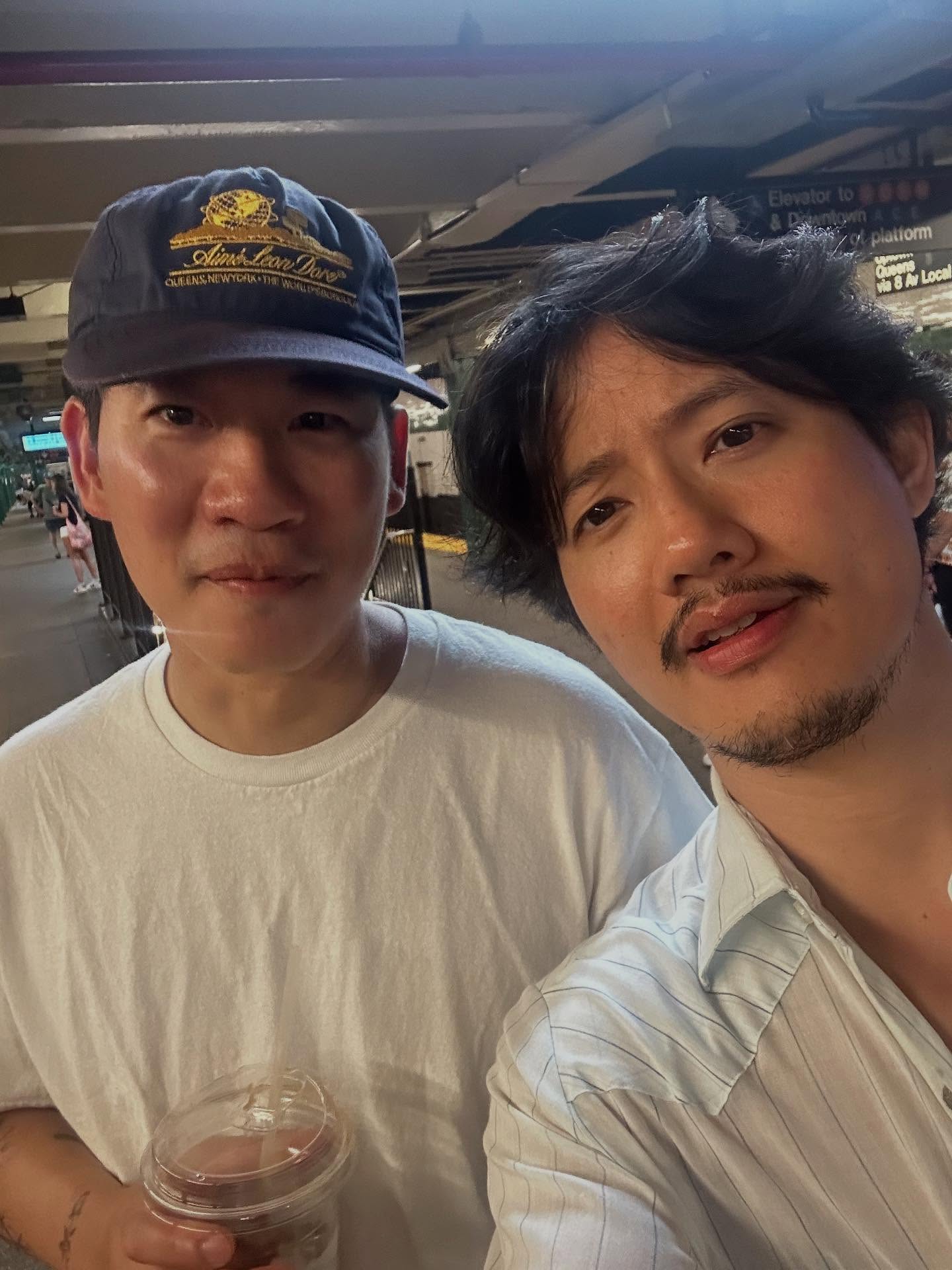 เป้ - อารักษ์ อมรศุภศิริ
