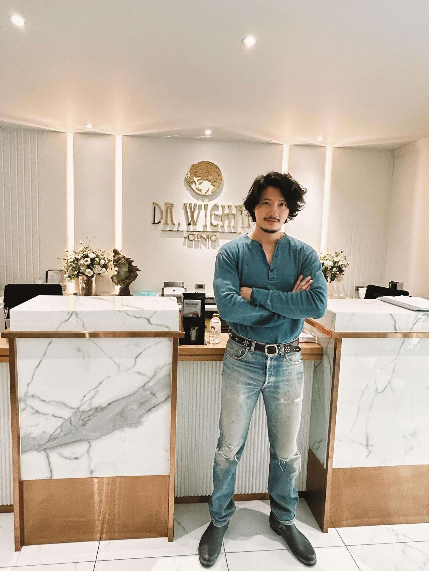 เป้ - อารักษ์ อมรศุภศิริ