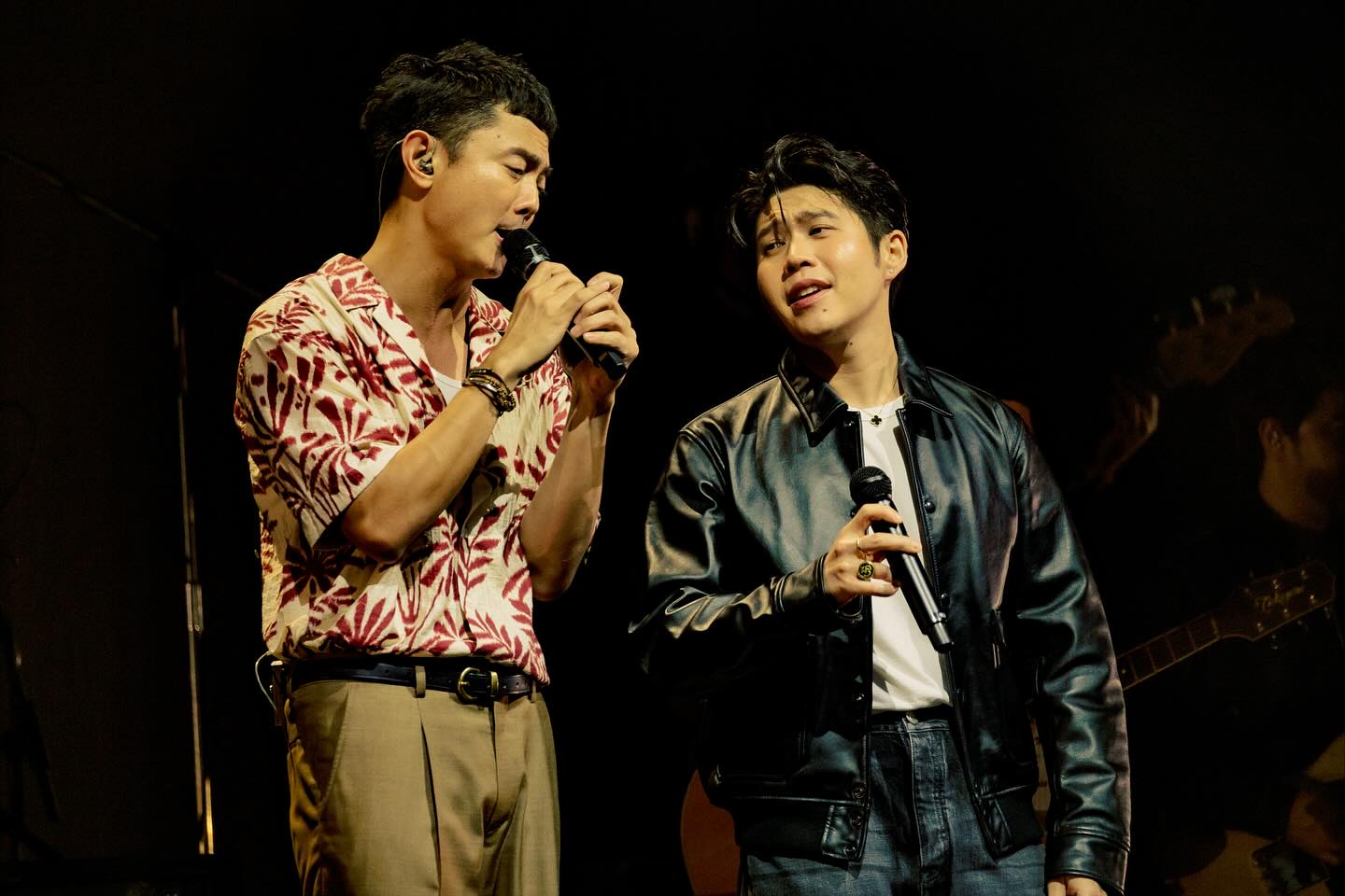 เป้ - อารักษ์ อมรศุภศิริ