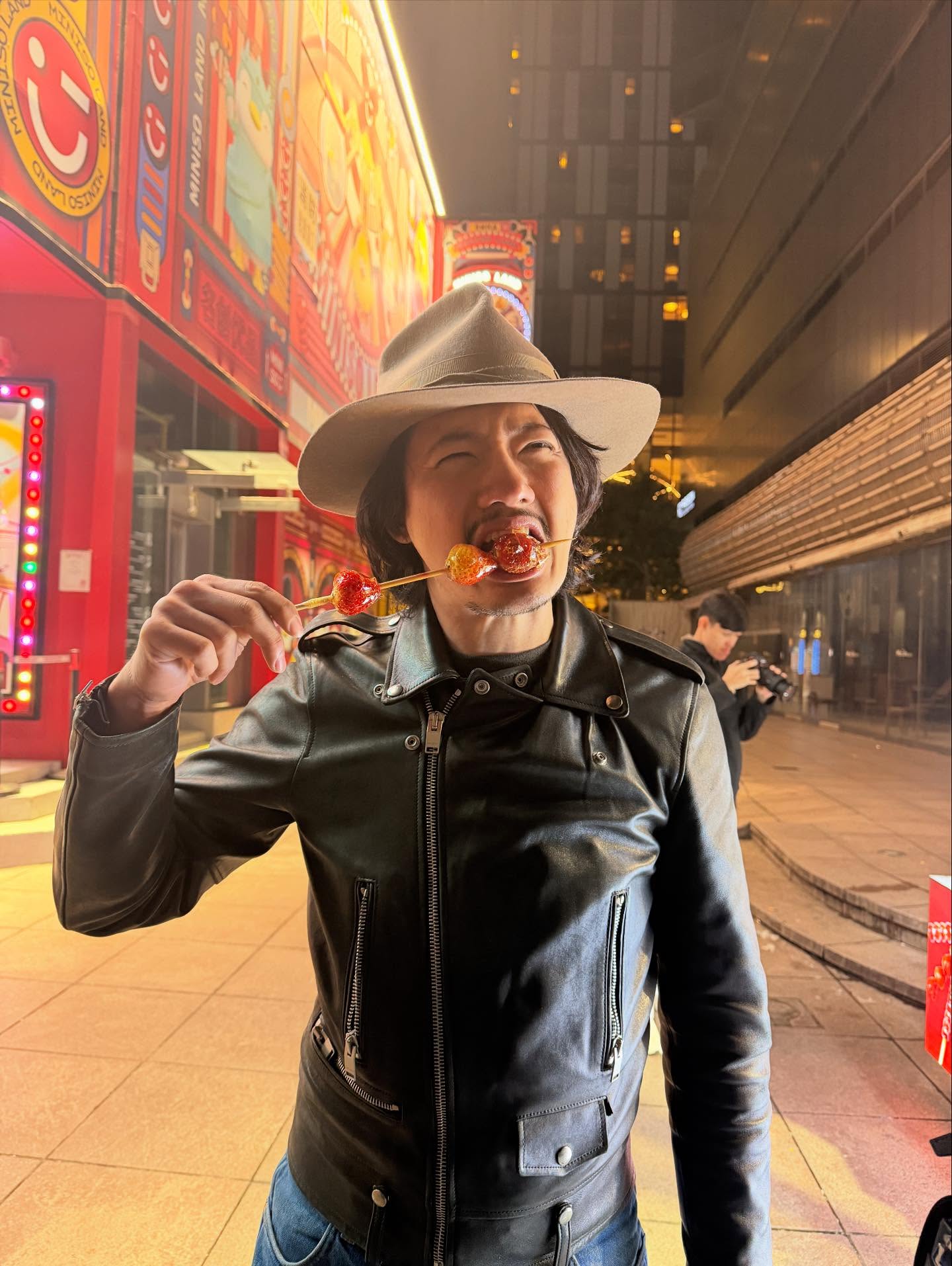 เป้ - อารักษ์ อมรศุภศิริ