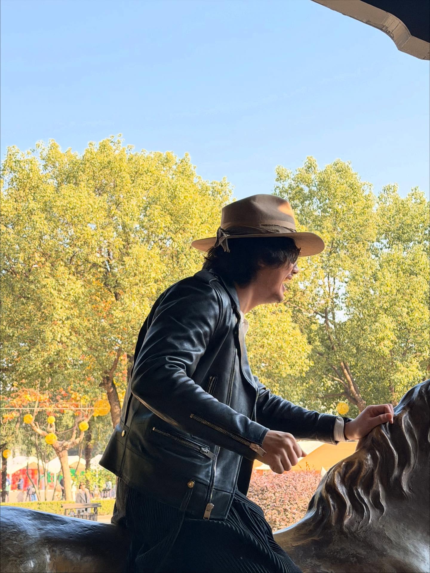 เป้ - อารักษ์ อมรศุภศิริ