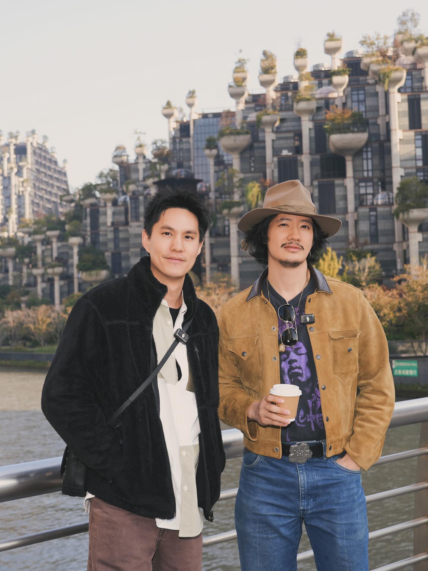 เป้ - อารักษ์ อมรศุภศิริ