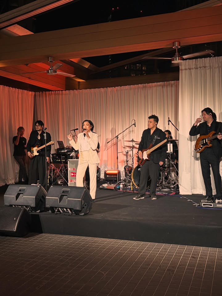 เป้ - อารักษ์ อมรศุภศิริ