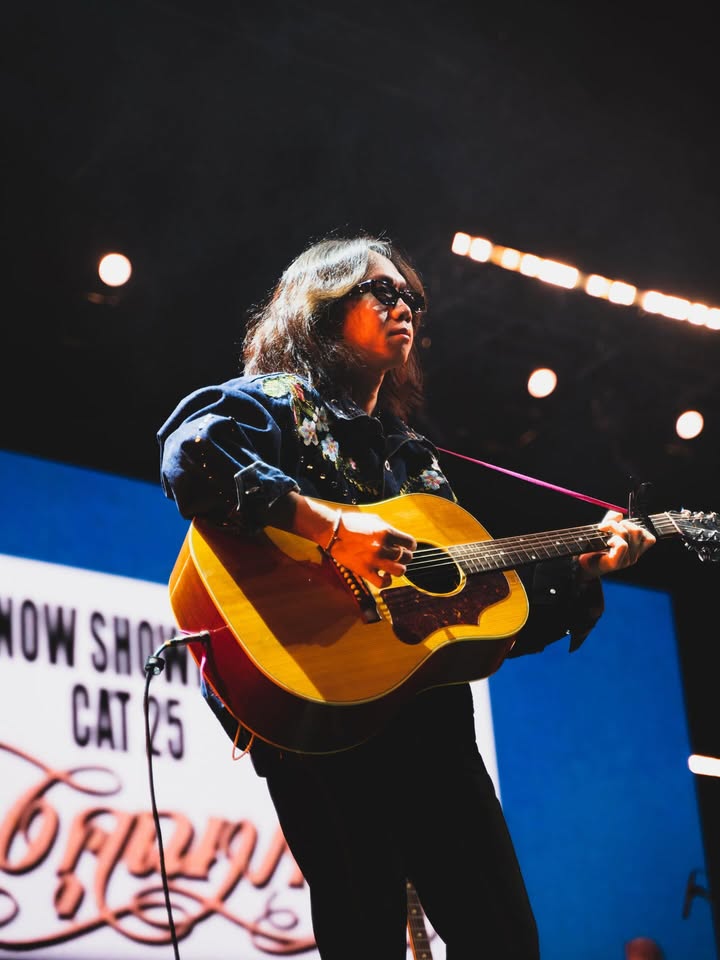 เป้ - อารักษ์ อมรศุภศิริ